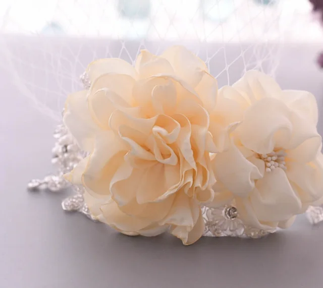 Bridal Wedding Veil Small Top Hat Headband Exaggerated Three dimensional Flower Style2 - Shop at LoveMi