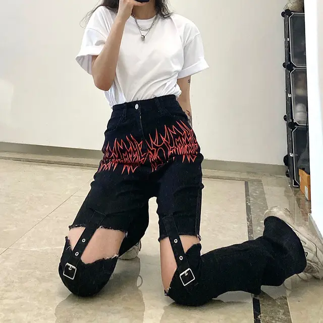 Trendy Hot High rise Jeans With Stitchable Metal Buckle Black - Shop at LoveMi