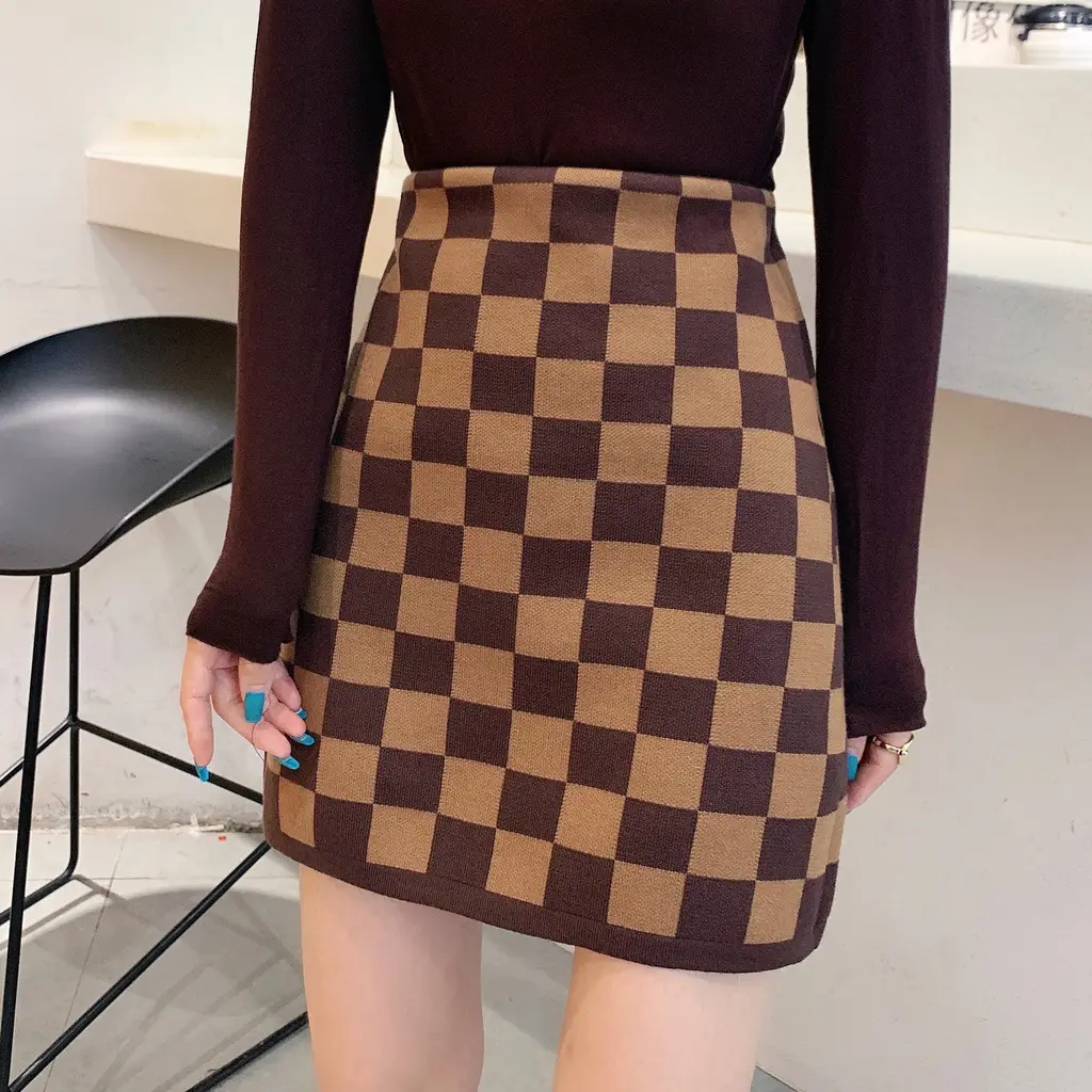 High-waist Skirt Women's Plaid Knitted - Coffee
