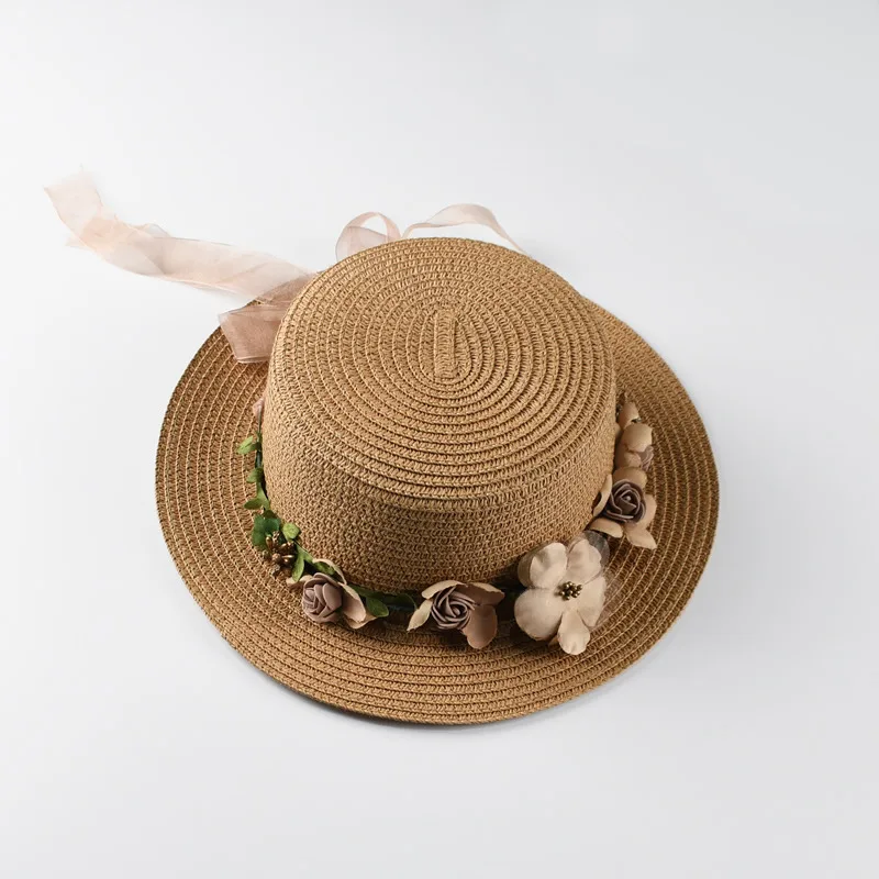 Spring And Summer New Style Flat Top Wreath Ladies Short Brim Hat - Khaki