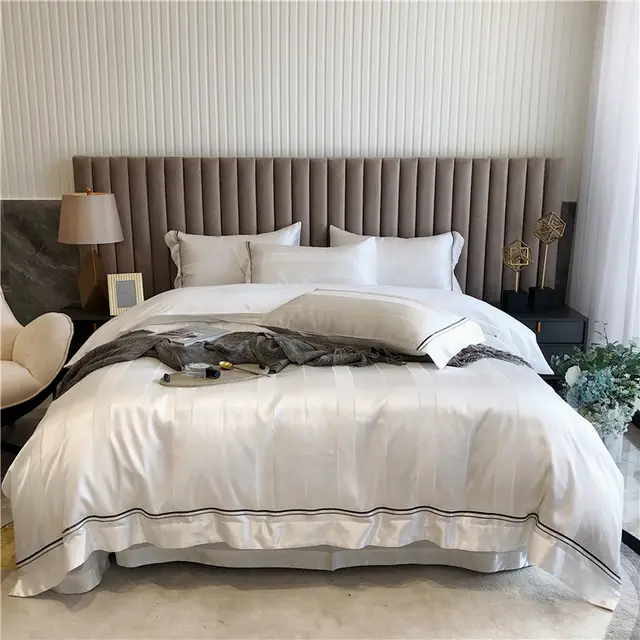 Pure Cotton Four piece Light Luxury Simple Luxury Spring And Summer Duvet Cover Bennett Pear White - Shop at LoveMi