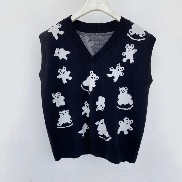 Cartoon Cute Bear Jacquard Core spun Yarn Knitted Vest Vest Black And White Bear Vest - Shop at LoveMi