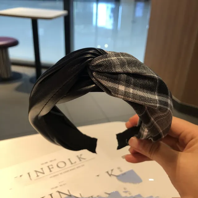 Fork knotted Broad brimmed Sweet Girl Hair Accessories Headband Black - Shop at LoveMi