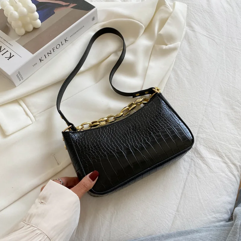 Popular Pattern Chain HandbagNew Bag Black - Shop at LoveMi