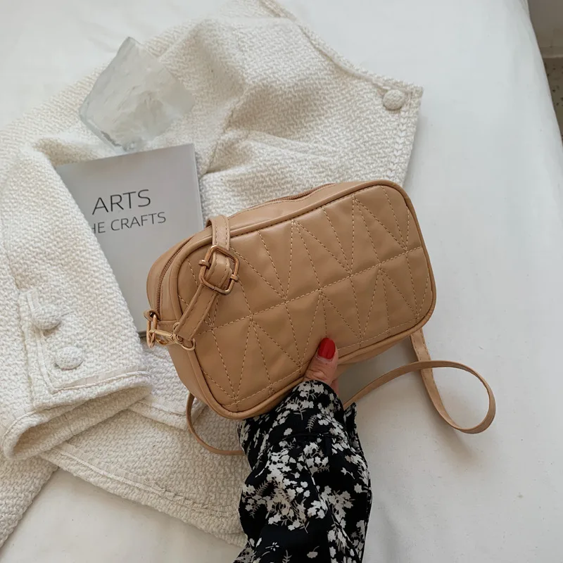 Shell Casual Simple Lady Chain Diagonal Bag Khaki - Shop at LoveMi
