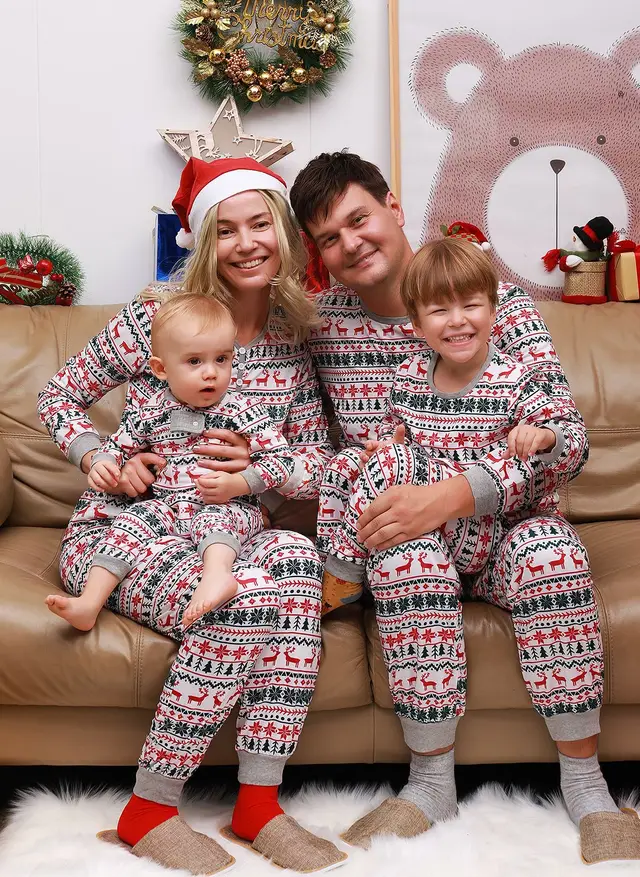 Christmas Pajamas Family Matching New Year Father Mother Kids Baby Look Clothes Set Dad Mom And Daughter Son Pyjamas Outfit Picture Color - Shop at LoveMi