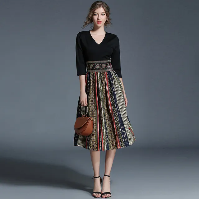 Ladies Retro Printed Color Block Embroidered Waist Seal V neck High Waist Dress Green - Shop at LoveMi