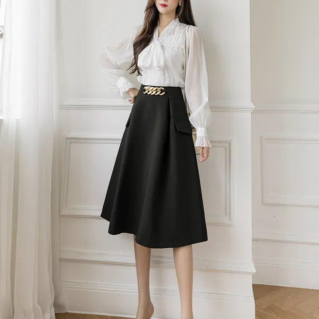 Autumn Retro Commuter Covering Crotch Skirt Black - Shop at LoveMi