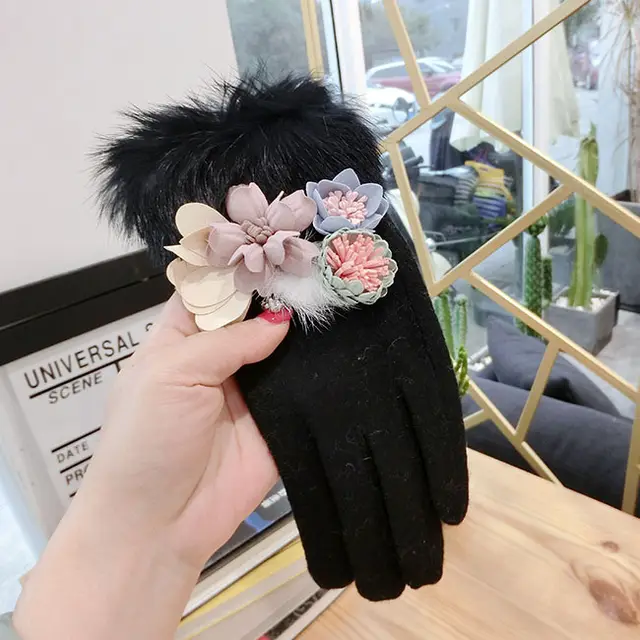 Women's Fur Ball Ladies' Wool Thickened Finger pointing Gloves Black - Shop at LoveMi