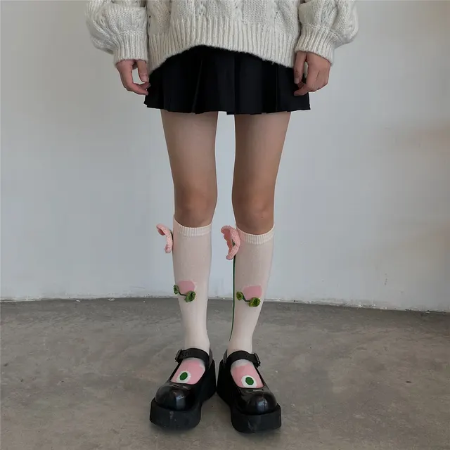 Tulip Hook Flower Long Socks Female Autumn And Winter Apricot - Shop at LoveMi