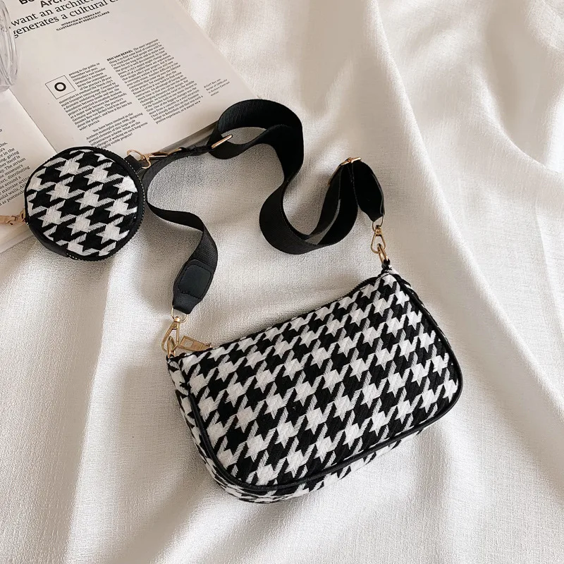 Western style Simple Plaid One shoulder Messenger Small Square Bag Black - Shop at LoveMi