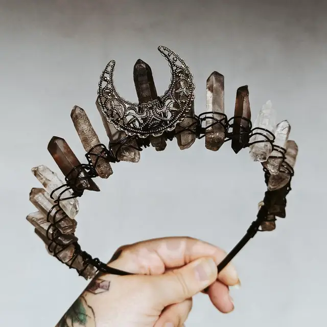Crystal Crown Tiara Natural Stone Grey Hair Accessory Stand Up31 - Shop at LoveMi