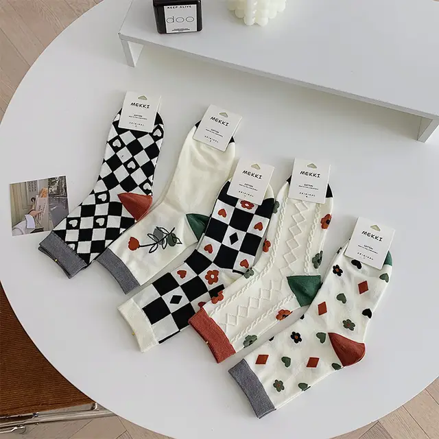 Lingerie Small Flower Medium Tube Women's Socks 5Pcs Set - Shop at LoveMi
