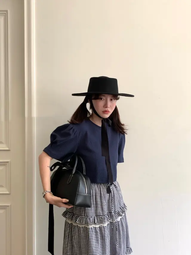 French Retro Puff T shirt Women's Short sleeved Textured Design Niche Chic Top Navy Blue - Shop at LoveMi