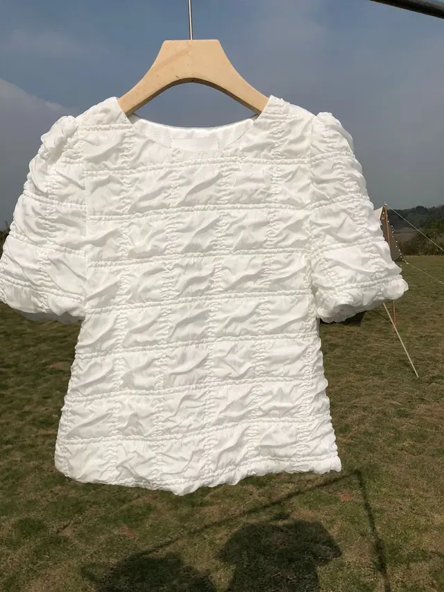 New Product Embossed Round Neck Temperament Short sleeved T shirt White - Shop at LoveMi