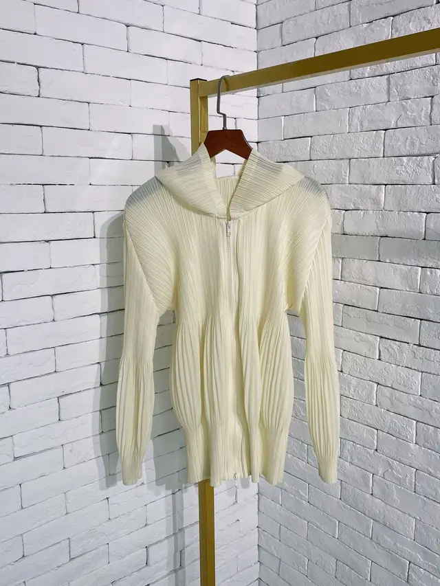 Fashionable Temperament Solid Color Loose Plus Size Slim Apricot - Shop at LoveMi