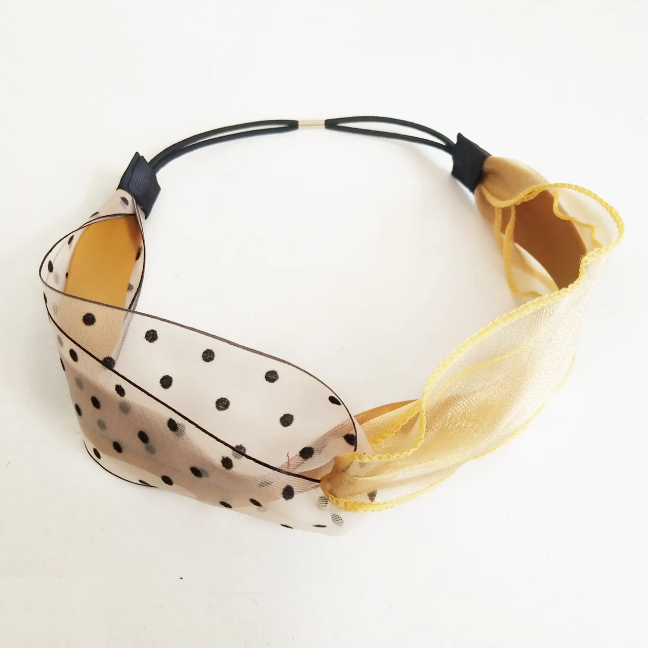 Polka-dot Mesh Contrast Color With Wavy Cross Hairband - Yellow