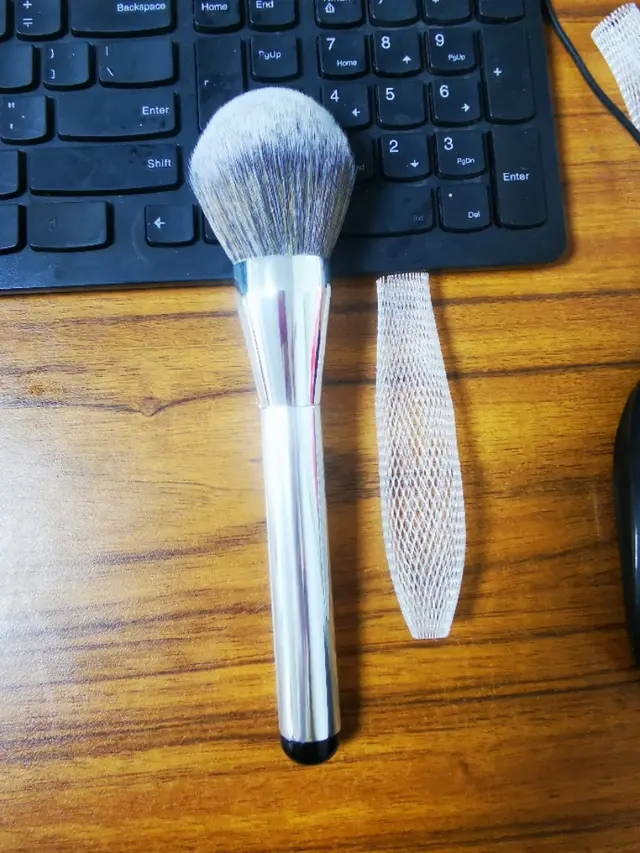 Powder Brush Large Flame Makeup Brush Flame Type Blush Brush Makeup Brush Bright Silver Flame - Shop at LoveMi