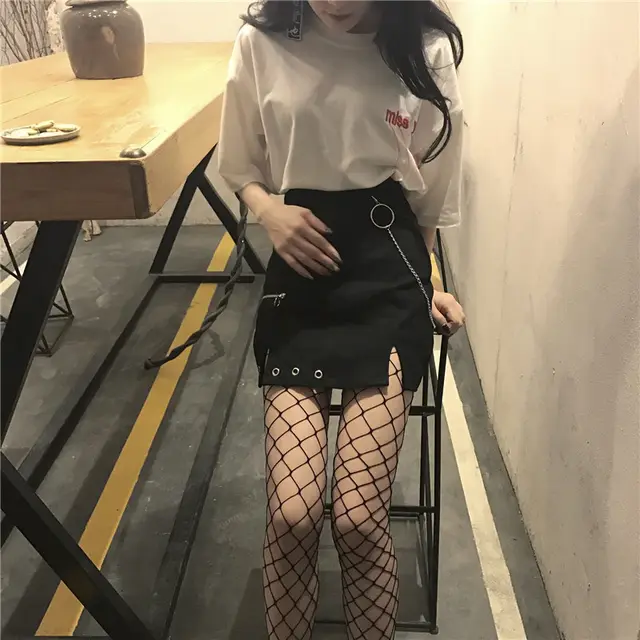 Vintage ring chain high waist wild black denim skirt Black - Shop at LoveMi