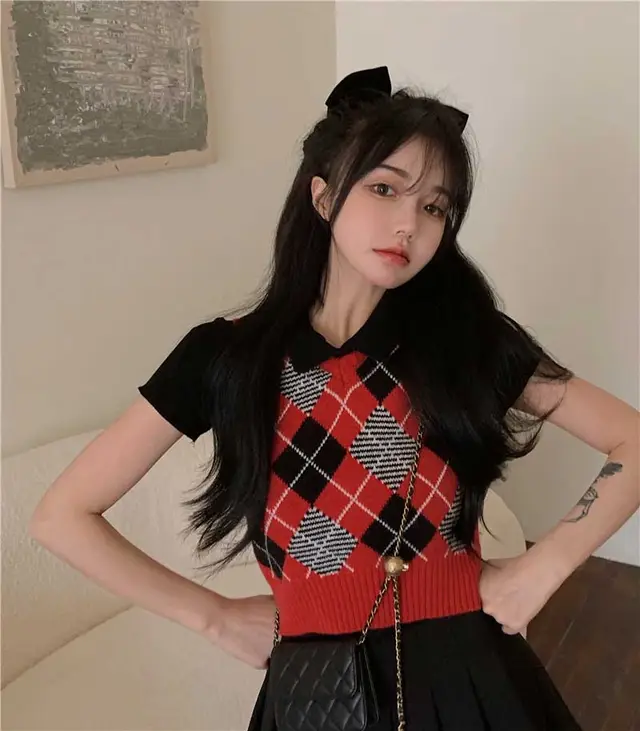 Women's Inner Design Summer Thin Top Knitted Vest Black Tshirt - Shop at LoveMi