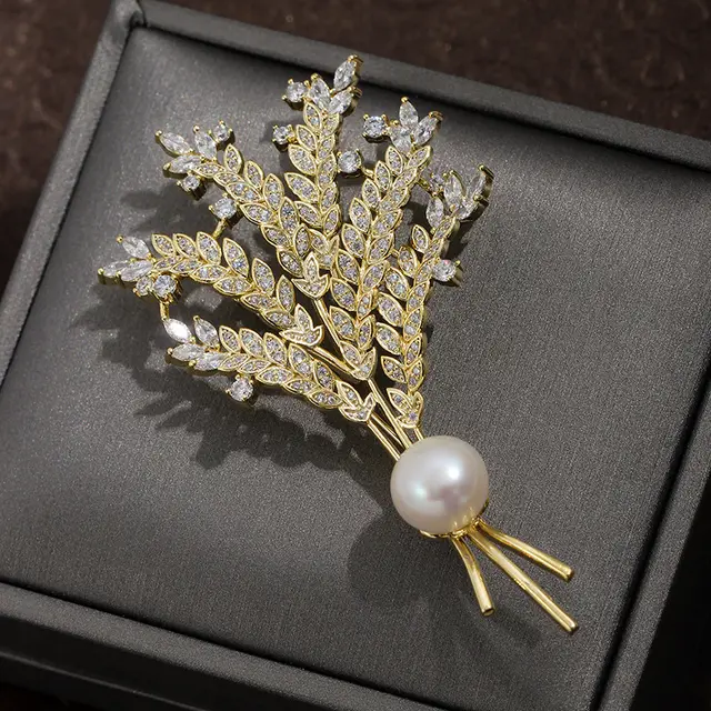 Female European And American Niche Design Zircon Pearl Brooch Brooch - Shop at LoveMi