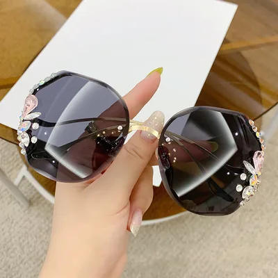 Women's Fashion Rimless Cut Edge Diamond Sunglasses Gold Frame All Grey - Shop at LoveMi