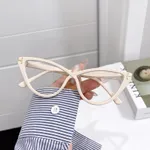 Beige Frame Flat Light