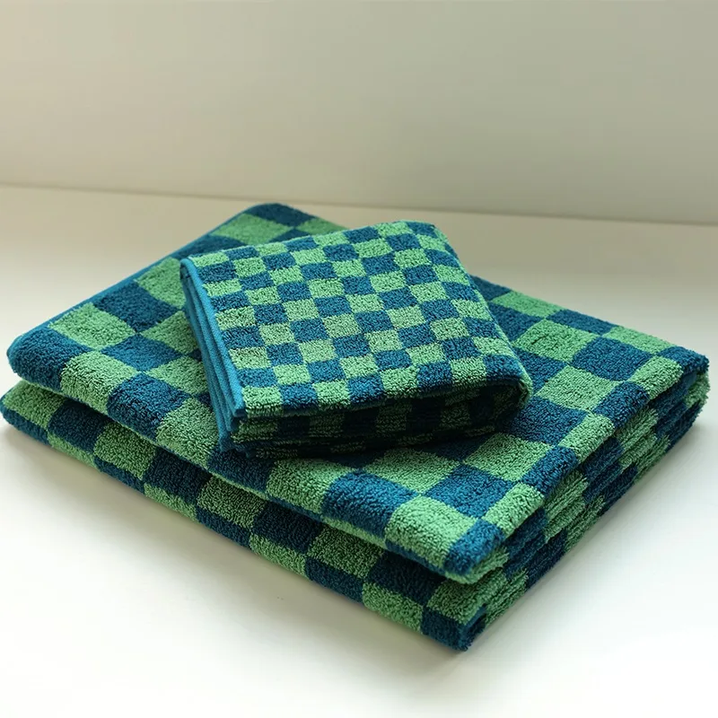 Double strand Yarn dyed Jacquard Low Lint Absorbent Checkerboard Bath Towel Green - Shop at LoveMi