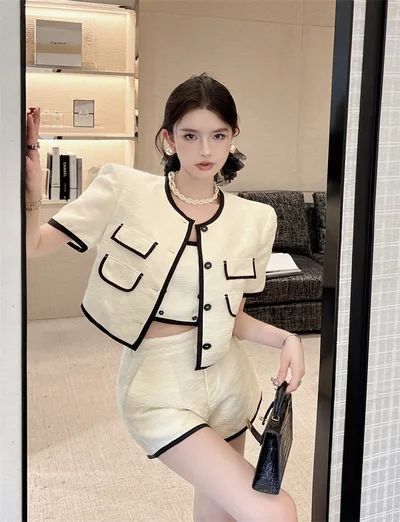 Women's Temperament Shirt Design Niche Top White - Shop at LoveMi