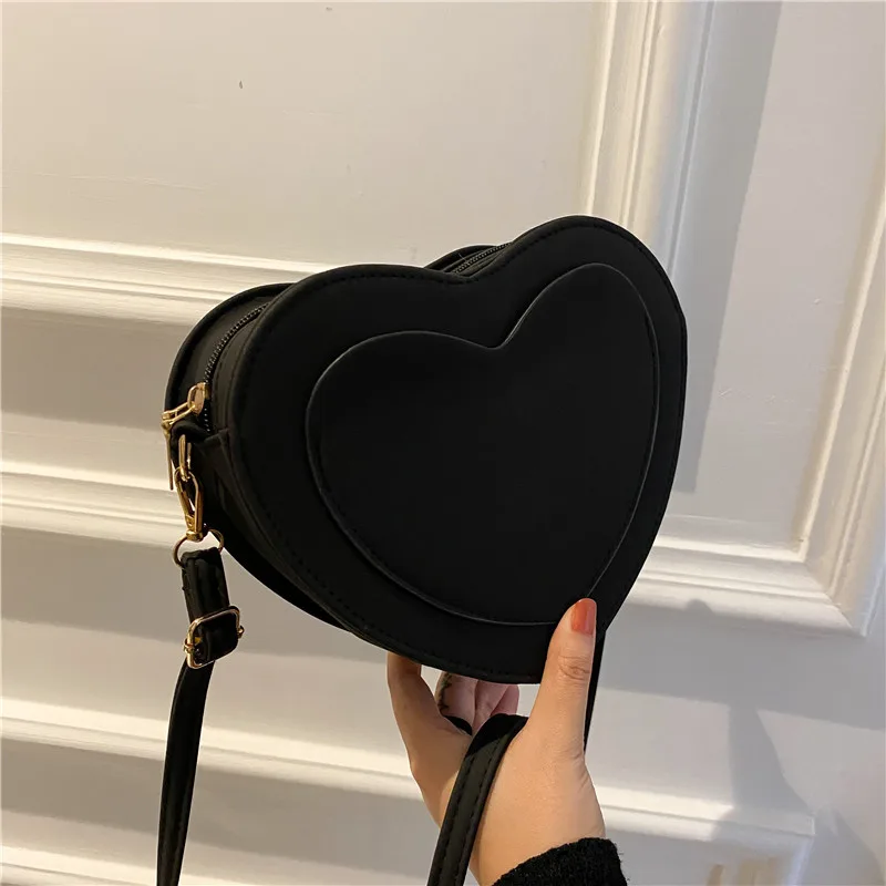 Women's Bag Western Style Leisure Fashion Heart Bag Girl Crossbody Shoulder Black - Shop at LoveMi