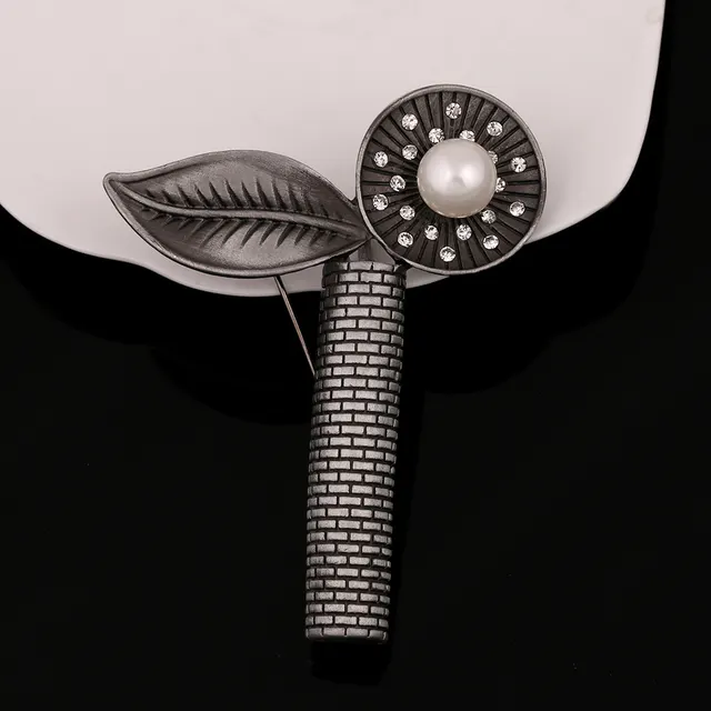 Men's Vintage Leaf Pearl Diamond Brooch White - Shop at LoveMi