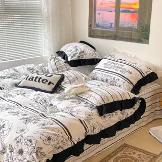 French Light Luxury Princess Cotton Four-piece - Black Tea