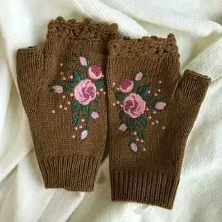Embroidered Ladies Warm Gloves Bee Floral Knit - Brown