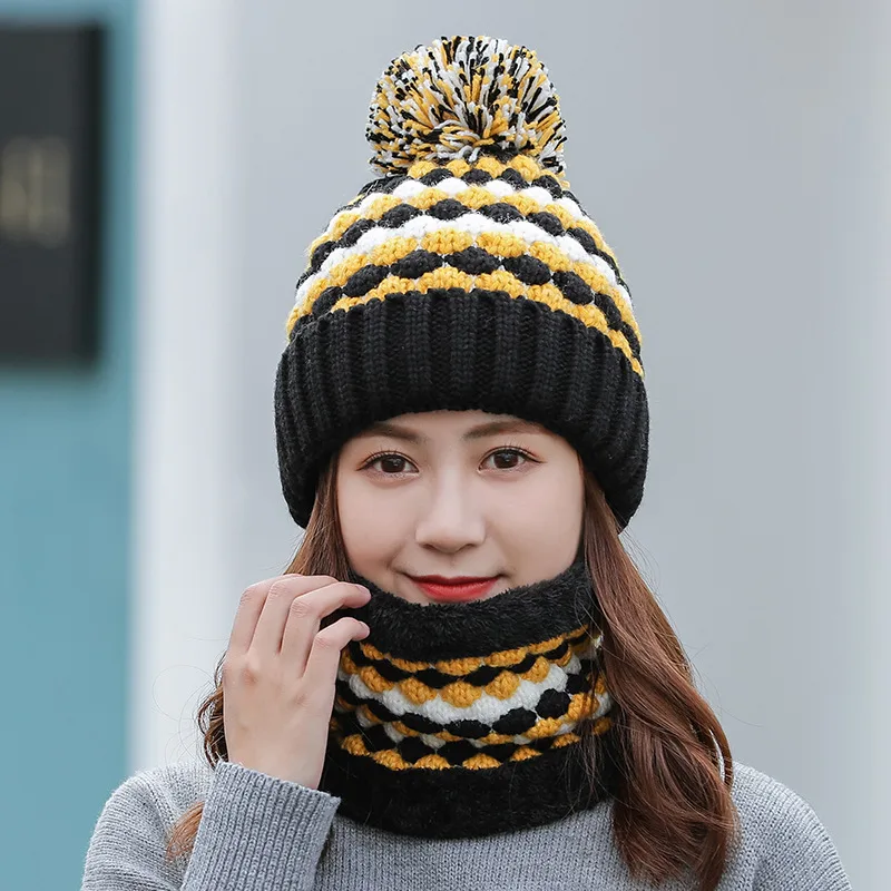 Women's Fashion Warm Scarf Hat Two-Piece Set - Black