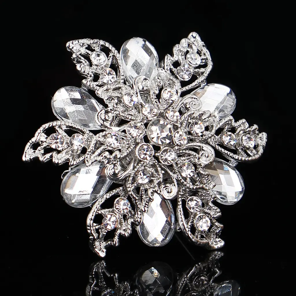 Gorgeous Unique Turquoise Silver Crystal Rhinestone Vintage Flower Brooch Pin - White