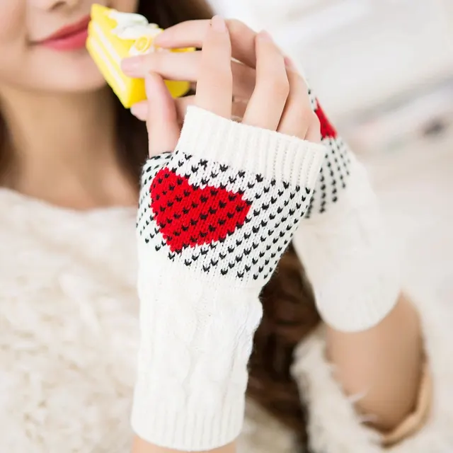 Typing Female Heart Peach Heart Christmas Gloves White - Shop at LoveMi