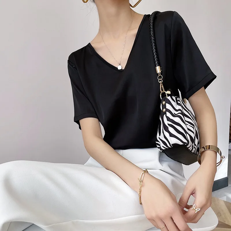 Short Sleeve Loose V neck Satin Bottoming Solid Color Inner Wear Suit Top Black - Shop at LoveMi