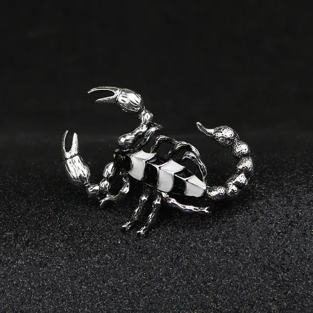 Men's Personality Temperament Old Corsage Pin Black And White Ancient Silve - Shop at LoveMi