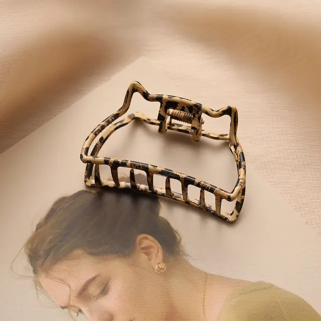 Leopard Metallic Shark Hairpin Female Cat - Shop at LoveMi