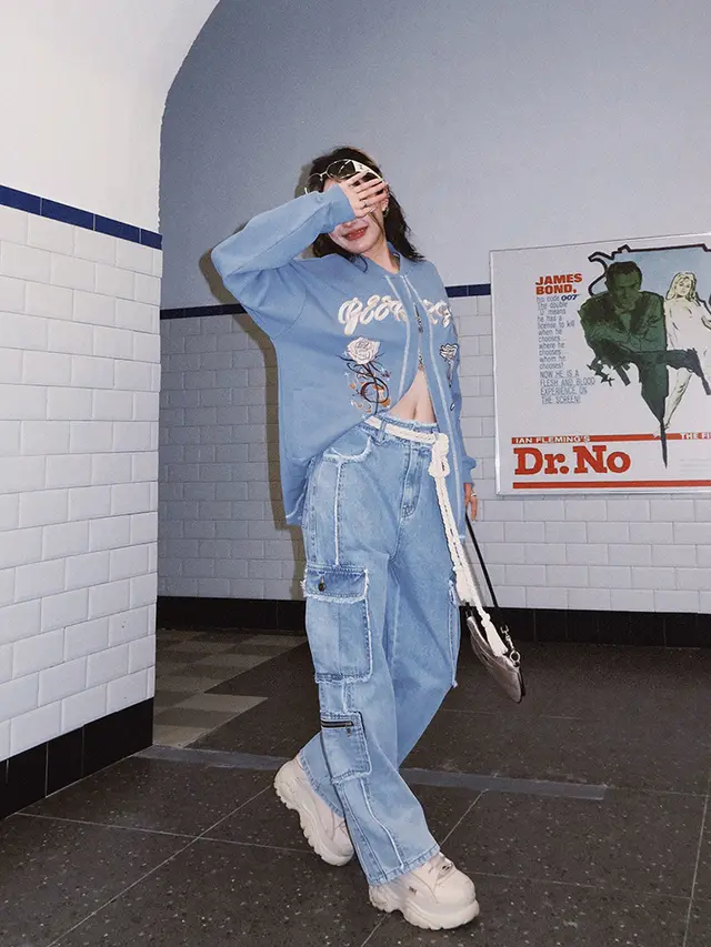 Retro American High Waist Jeans With Raw Edges Cowboy Blue - Shop at LoveMi