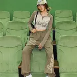 Greyishgreen