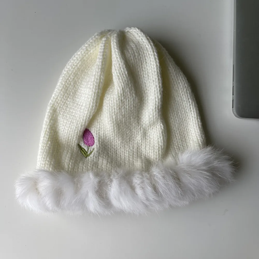 Loose Face Revealing Small Ear Bag Fisherman Hat White - Shop at LoveMi