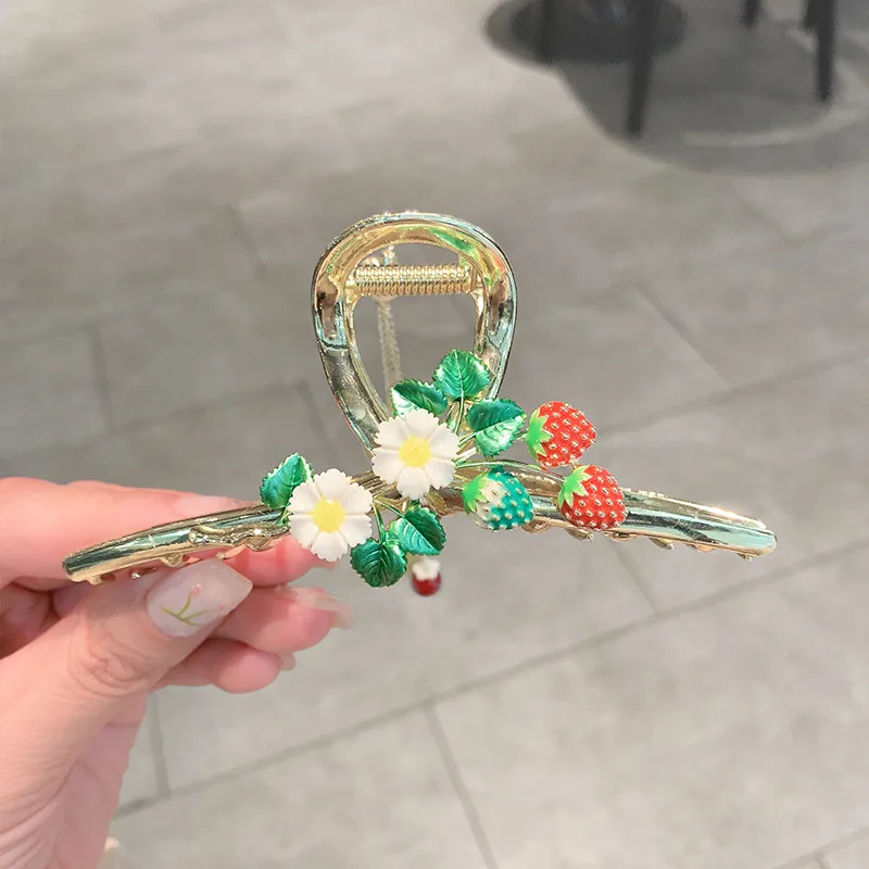 Female Simple And Cute Strawberry Hairpin Metal Clip Strawberry Hairpin Tassel Pend - Shop at LoveMi