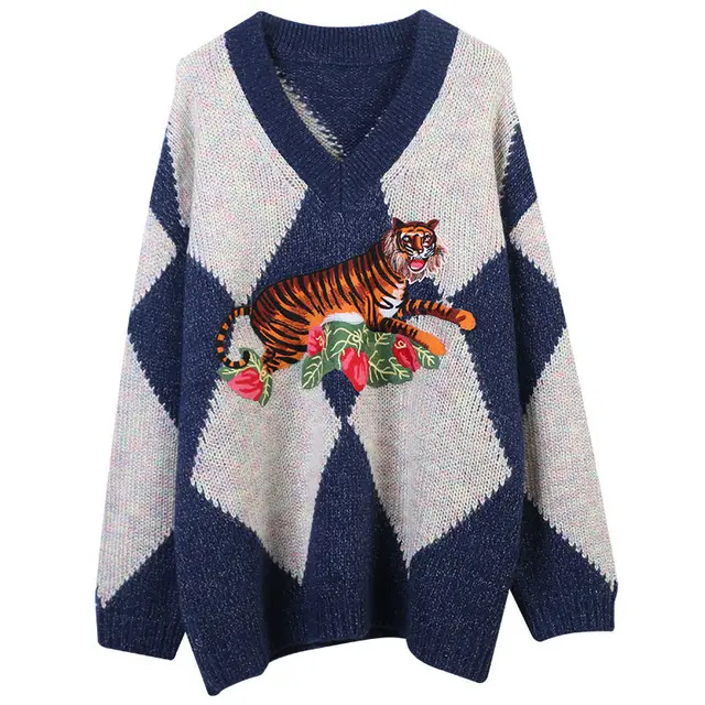Autumn And Winter Contrast Color Rhombus Animal Embroidery Loose V neck Mid length Top Blue - Shop at LoveMi