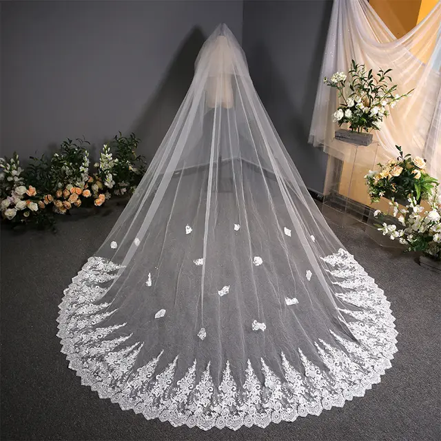 Lace Lace Wedding Dress Trailing Bridal Headdress White - Shop at LoveMi