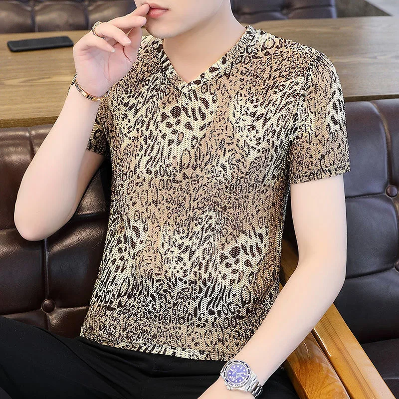 V-neck Slim-fitting Clothes T-shirt - Coffee