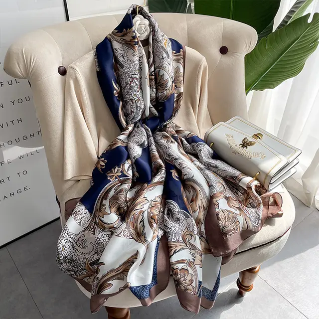 Winter Warm Vintage Print Chain Scarf Female F7Navy Curr - Shop at LoveMi