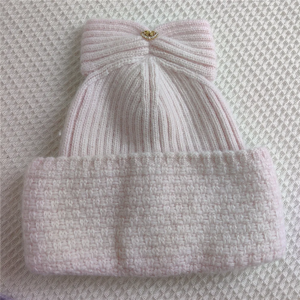 Sweet And Cute Bowknot Rabbit Hair Knitted Hat - White