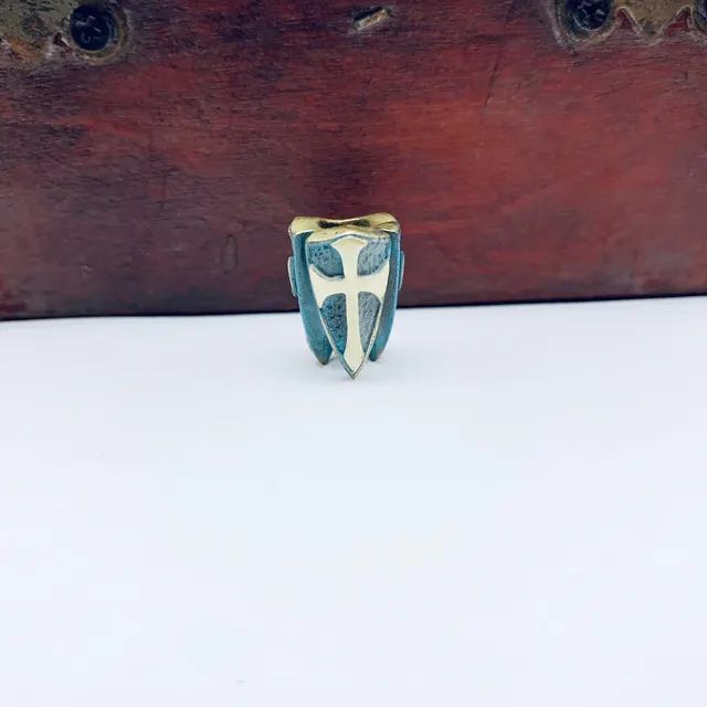 Copper Cross Shield Hand Strap Parachute Cord Pendant Flashlight Pendant Rope Beads Buddha Head Buddha Head Brass Blue Version - Shop at LoveMi