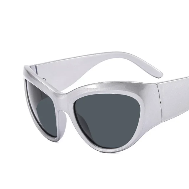 The Same Sunglasses Of The Sweet Cool Silver Frame Gray Piece - Shop at LoveMi